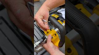 Setting up the DeWalt 20v XR 14in Folding String Trimmer [upl. by Yhotmit]