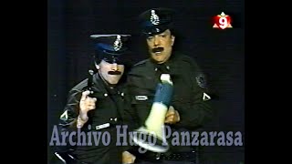 Gerardo Romano CIRCO ROMANO 1997 con Manuel Vicente quotLos Policíasquot [upl. by Xonk]