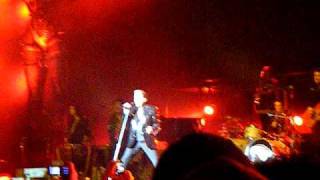 Johnny Hallyday  Allumer le feu live Genève 271009 [upl. by Hsepid]