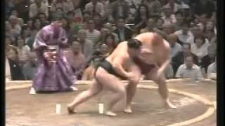 Asashoryu vs Kisenosato aki 2008 [upl. by Enelrahc]