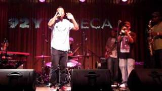 Bilal featThe Cypher quotReminiscequot live NYC 62709 [upl. by Beaudoin]