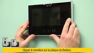 Comment installer le visiophone V400 ou V600 dans votre logement   Somfy [upl. by Anawal]