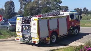 HILO amp AIR HORN  Kalkallo Pumper Turning Out from Open Day C1 [upl. by Tevlev420]