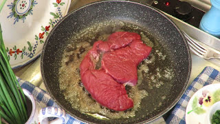 PAVÉ DE BŒUF très tendre sauce Bourguignonne maison facile  Mère Mitraille  Gourmandises TV [upl. by Goodkin]