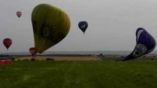 Fast hot air balloon landings Lorraine Mondial Air Ballons 2013 [upl. by Nnairrehs]