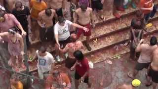 La Tomatina Tomato Food Fight in Bunol Spain  Who What When Where Travel Yourself [upl. by Willard]