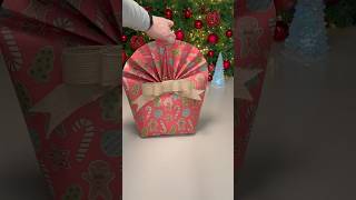 🎄🎁🎶💃 Christmas Countdown ✨🎁🎶 giftwrapping christmas shorts [upl. by Efthim]