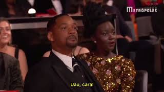 Will Smith dá um tapa no apresentador durante cerimônia do Oscar 2022 [upl. by Lilias]