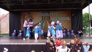 Gemeenteschool Parike  Schoolfeest 2018  Kleuters  De smurfen [upl. by Nehpets]