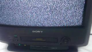 Sony Trinitron KV20VM30 20quot CRT VCR VHS Tape Player Combo Color Video TV [upl. by Hpseoj]