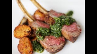 Come preparare un carrè di agnello con salsa alla menta  videoricetta per Pasqua [upl. by Nepets]