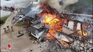 Brand der Buchberghütte  auch Polizei löscht [upl. by Perlis]