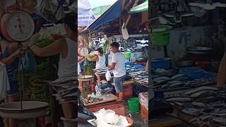 Pasigline talipapa public marketkulang sa supply ng isdaNov720244pm [upl. by Morganne]