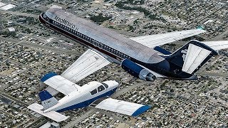 Avión de Aeroméxico se Estrella en Los Angeles  Colisión Antes de Aterrizar [upl. by Mahgirb554]