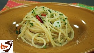 Spaghetti aglio olio e peperoncino – Primi piatti sfiziosi e veloci [upl. by Basham]