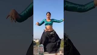 Matak ke chalungi video viral dance viral trending youtubeshorts trending dance [upl. by Hullda]