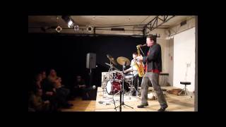 Ken Vandermark amp Paal NilssenLove  DOM 311011 [upl. by Anesuza586]