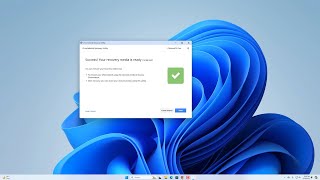 How to Create Chrome OS Flex Installation Media [upl. by Akenihs]