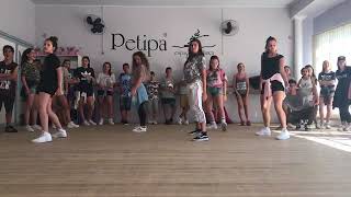 Stefflon Don  16 Shots dance [upl. by Hardwick]