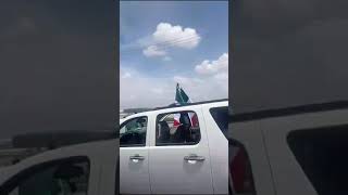 Todas las camionetas con la bandera de México 🇲🇽 viva México cabrones con el águila 🦅 en el nopal 🌵 [upl. by Brout]