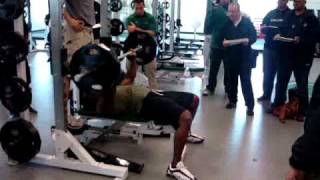 Mahalla Wiggins Bench Press 225 33 reps [upl. by Morris]