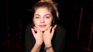 Louane Emera se confie sur son physique  Jai perdu 11 kilos depuis The Voice [upl. by May]