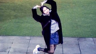 240309 뮤지컬 노트르담 드 파리 미니팬미팅 솔라 직캠 MAMAMOO SOLAR FANCAM [upl. by Dahs]