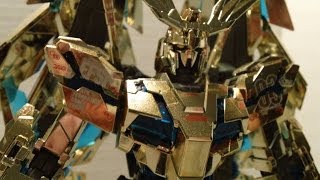 Master Grade RX0 Unicorn Gundam 03 Phenex Review [upl. by Eelibuj]