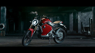 Super SOCO CUX Electric Scooter Motorcycle 2023 Exterior and Interior [upl. by Winston]