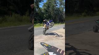 Yz 250 2 stroke wheelie yamaha turn tune [upl. by Noisla]