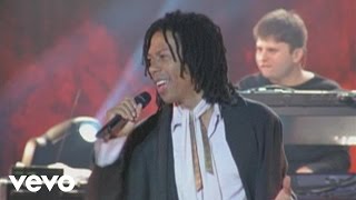 Djavan  Boa Noite Ao Vivo [upl. by Dasya]