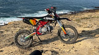 UM ABUSO DE PIT BIKE Atomic 190cc volta em [upl. by Grannias]