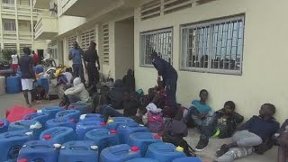 30 migrants arrested in Senegal [upl. by Wedurn]