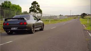 R32 GTR Launches  Single Turbo Screamer Pipe RB26 [upl. by Sasnett]