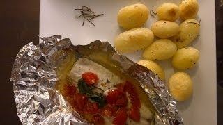 Ricette veloci  Filetto d orata al cartoccio con patate al forno  Romina Galetta [upl. by Utta248]