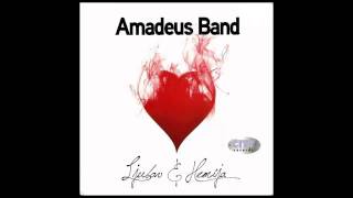 Amadeus Band  Ljubav i hemija  Audio 2009 HD [upl. by Verras]