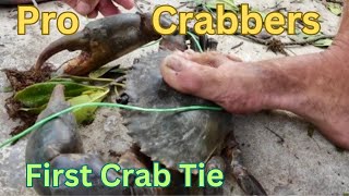 My First Mud Crab Tie Up with Pro Crabbers PORT ROPER Remote NT [upl. by Ayoral]