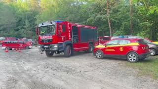 Feuerwehr löscht Waldbrand bei Neustrelitz [upl. by Yentrok175]