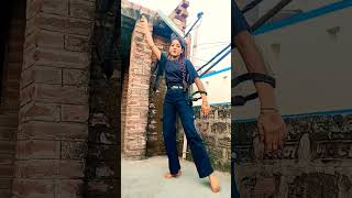 Barhiya ke chauk pr💃trending bhojpuri dance youtubeshorts shortsfeed Milishah8084 [upl. by Luhe]