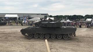 Handsome Leopard 2A4 shows off for the crowd before entering arena at Tankfest 2018 [upl. by Giardap]