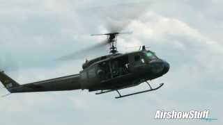 UH1 Huey Assault Landing and Troop Deployment  Thunder Over Michigan 2013 [upl. by Nemracledairam]