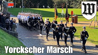 Marsch des Yorckschen Korps Ausmarsch Wachbataillon BMVgMarinemusikkorps Kiel Marineschule Mürwik [upl. by Blasius]