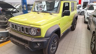 Suzuki Jimny 5 puertas  Un mini tanque [upl. by Galina]