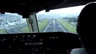 767 landing at Quito SEQU Rwy 35 [upl. by Jelks]