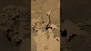 Marte Curiosity de la NASA encuentra unas extrañas “torres” explicación del SETI [upl. by Dorweiler]