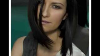 Laura Pausini  Invece No [upl. by Hgeilhsa]