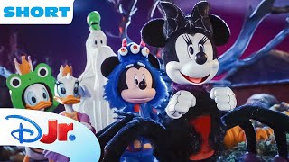 Mickey Mouse Halloween Spooky Stories 🧙  Minnies CreepyCrawly Tale  Episode 4  disneyjr [upl. by Kiernan323]