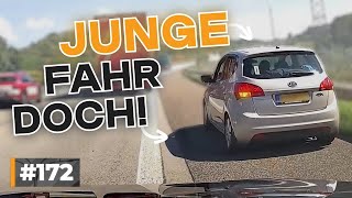 Kind radelt vor Auto PolizeiKarma und Wenden im Tunnel  GERMAN DASHCAM  172 [upl. by Ytte]