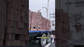 Electric tricycle dump truck loaded of brikselectricbike subscribe [upl. by Idnahs]