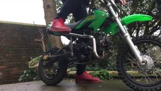 125cc Pit Bike Crf70 style [upl. by Sydel]